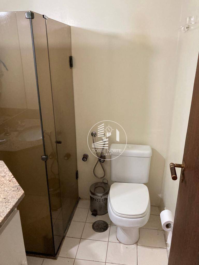 Apartamento à venda com 4 quartos, 194m² - Foto 25