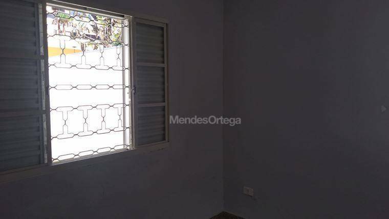 Casa à venda com 3 quartos, 200m² - Foto 19