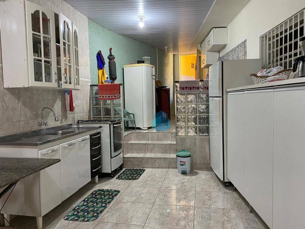 Casa à venda e aluguel com 3 quartos, 160m² - Foto 44