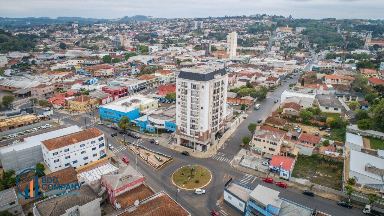 Apartamento, 3 quartos, 133 m² - Foto 2