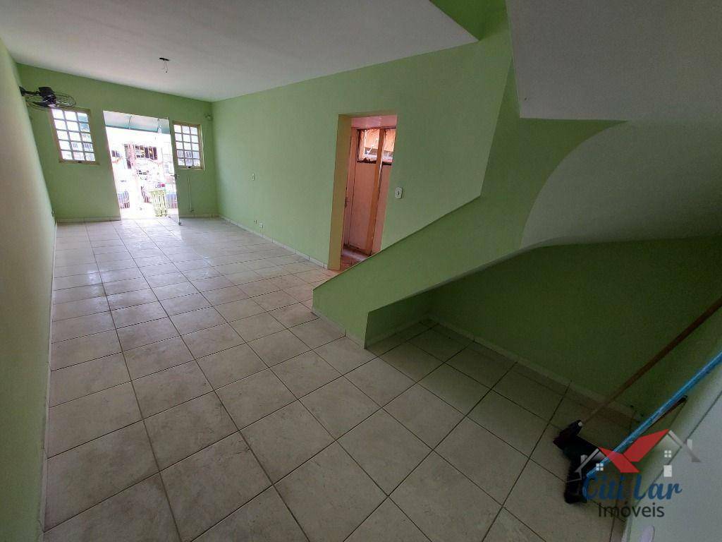 Sobrado para alugar com 3 quartos, 141m² - Foto 2