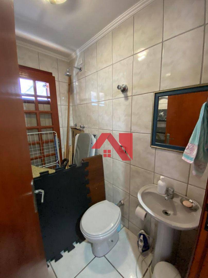 Casa à venda com 3 quartos, 165m² - Foto 14