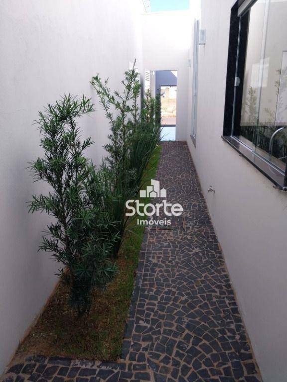 Casa à venda com 3 quartos, 165m² - Foto 20