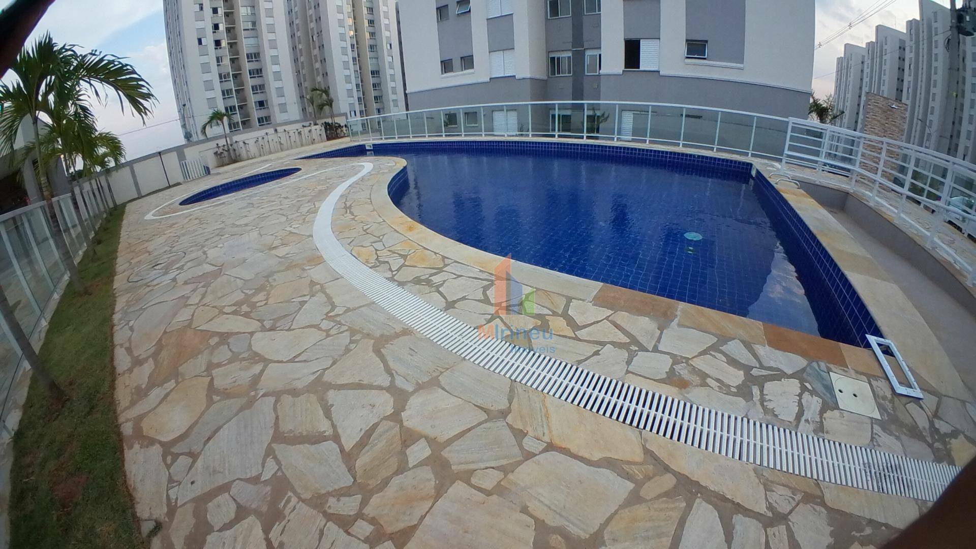 Apartamento para alugar com 2 quartos, 55m² - Foto 18