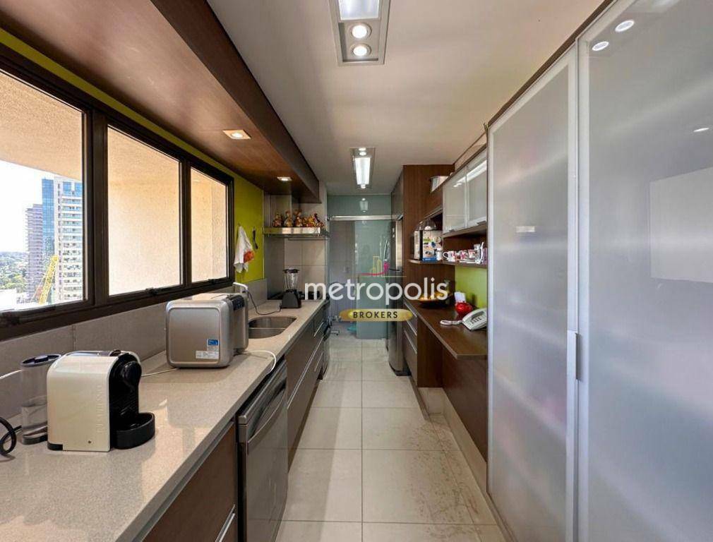 Cobertura à venda com 3 quartos, 240m² - Foto 18