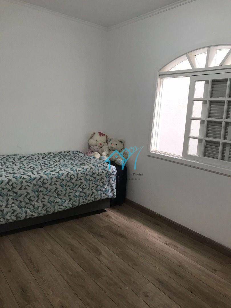 Sobrado à venda com 3 quartos, 211M2 - Foto 8