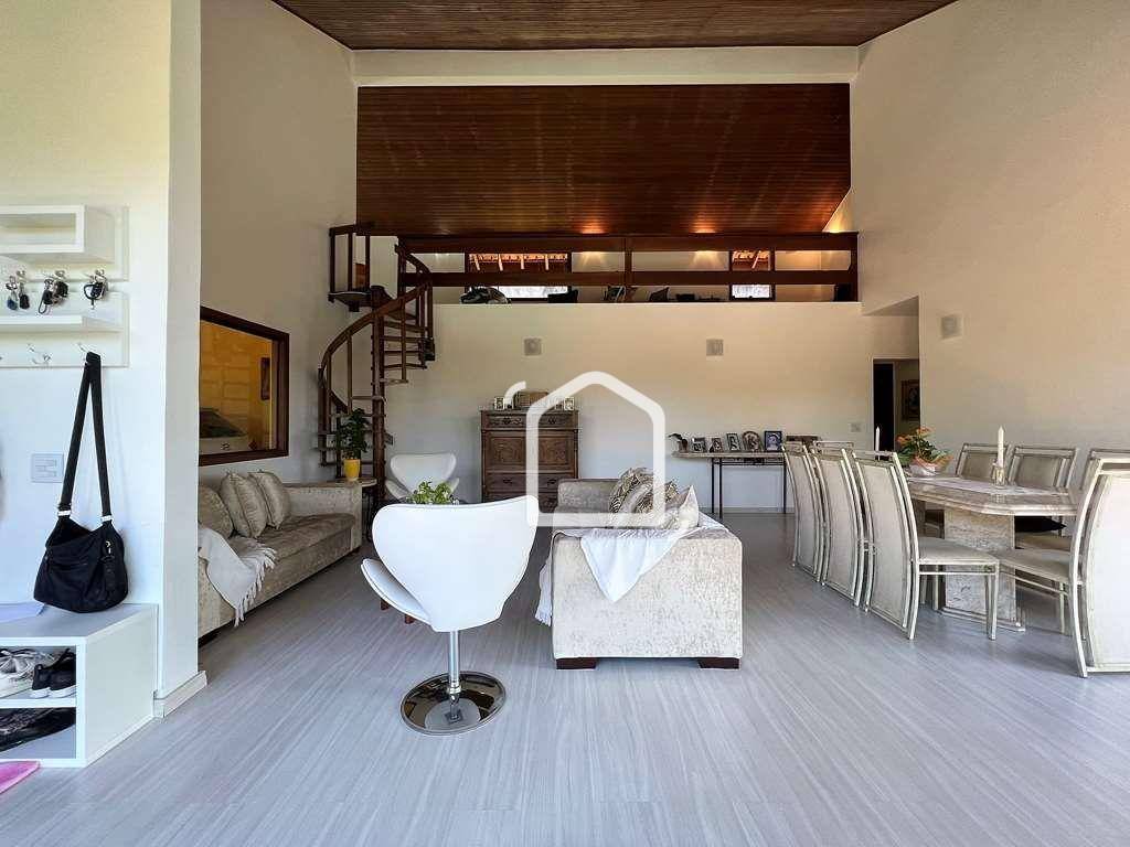 Casa de Condomínio à venda com 4 quartos, 350m² - Foto 15