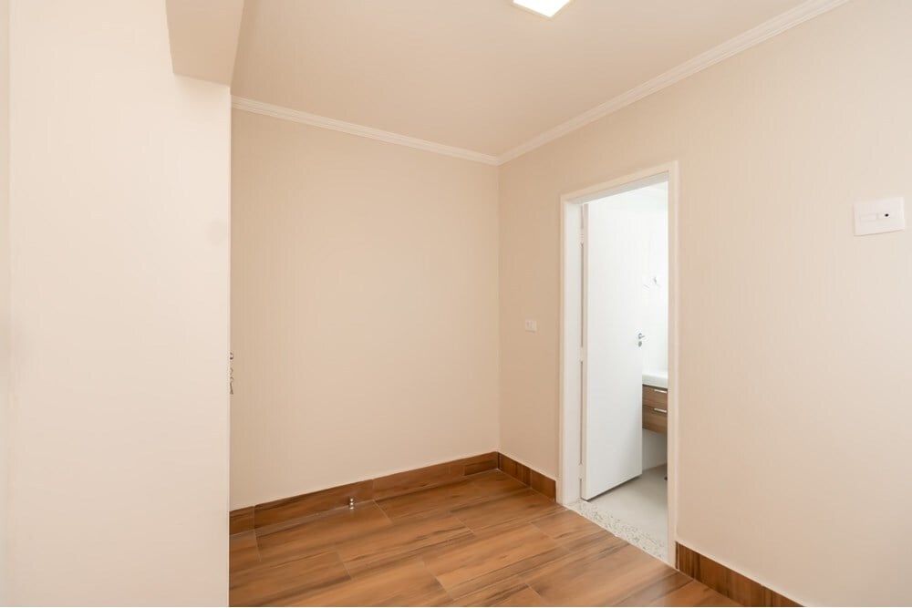 Apartamento à venda com 3 quartos, 83m² - Foto 2