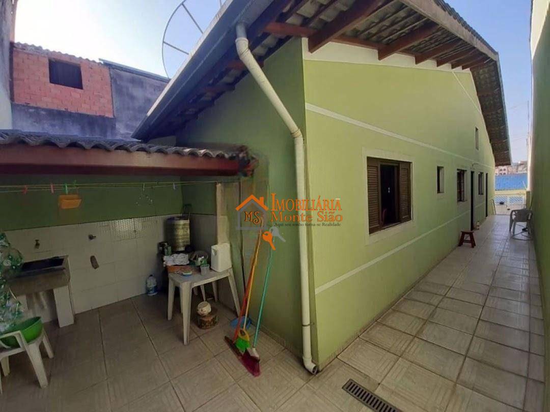 Casa à venda com 2 quartos, 60m² - Foto 2