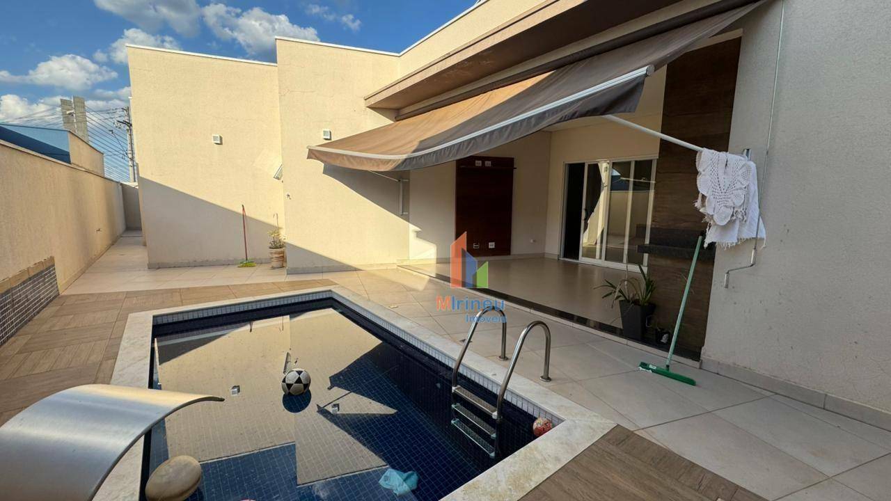 Casa de Condomínio à venda e aluguel com 3 quartos, 218m² - Foto 20