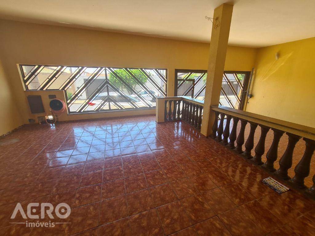 Casa à venda com 3 quartos, 200m² - Foto 22