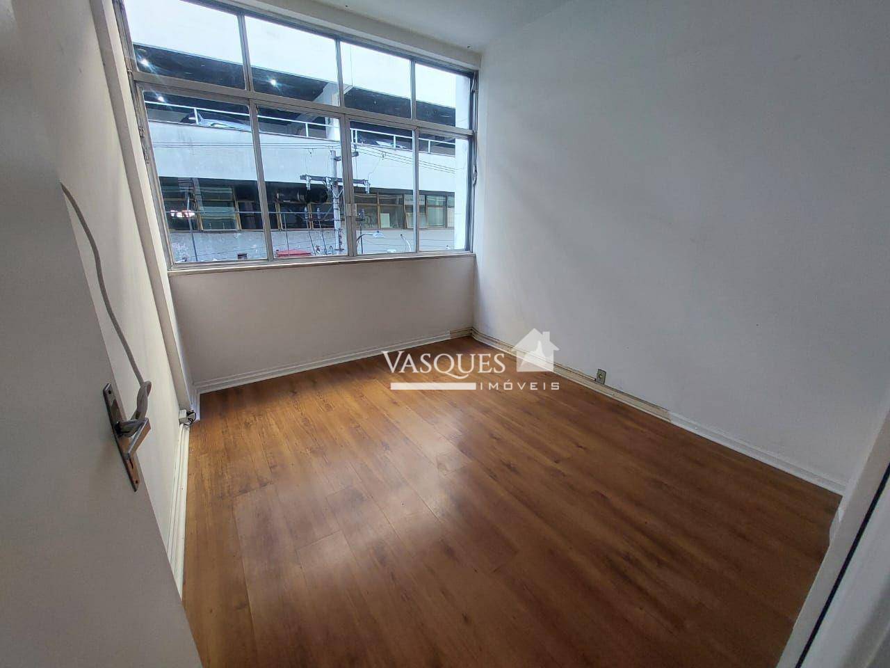 Apartamento para alugar com 3 quartos, 100m² - Foto 7