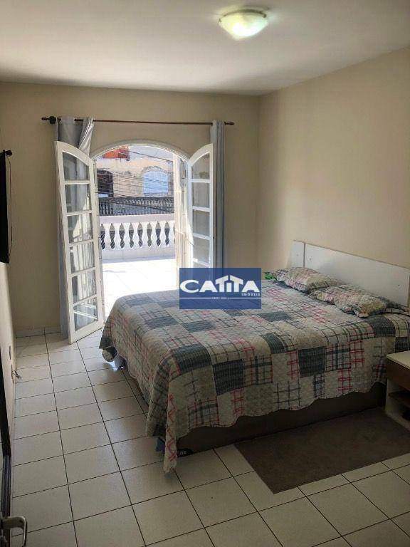 Sobrado à venda com 3 quartos, 244m² - Foto 7