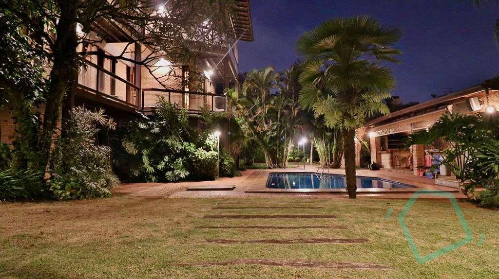 Casa de Condomínio à venda com 7 quartos, 628m² - Foto 23