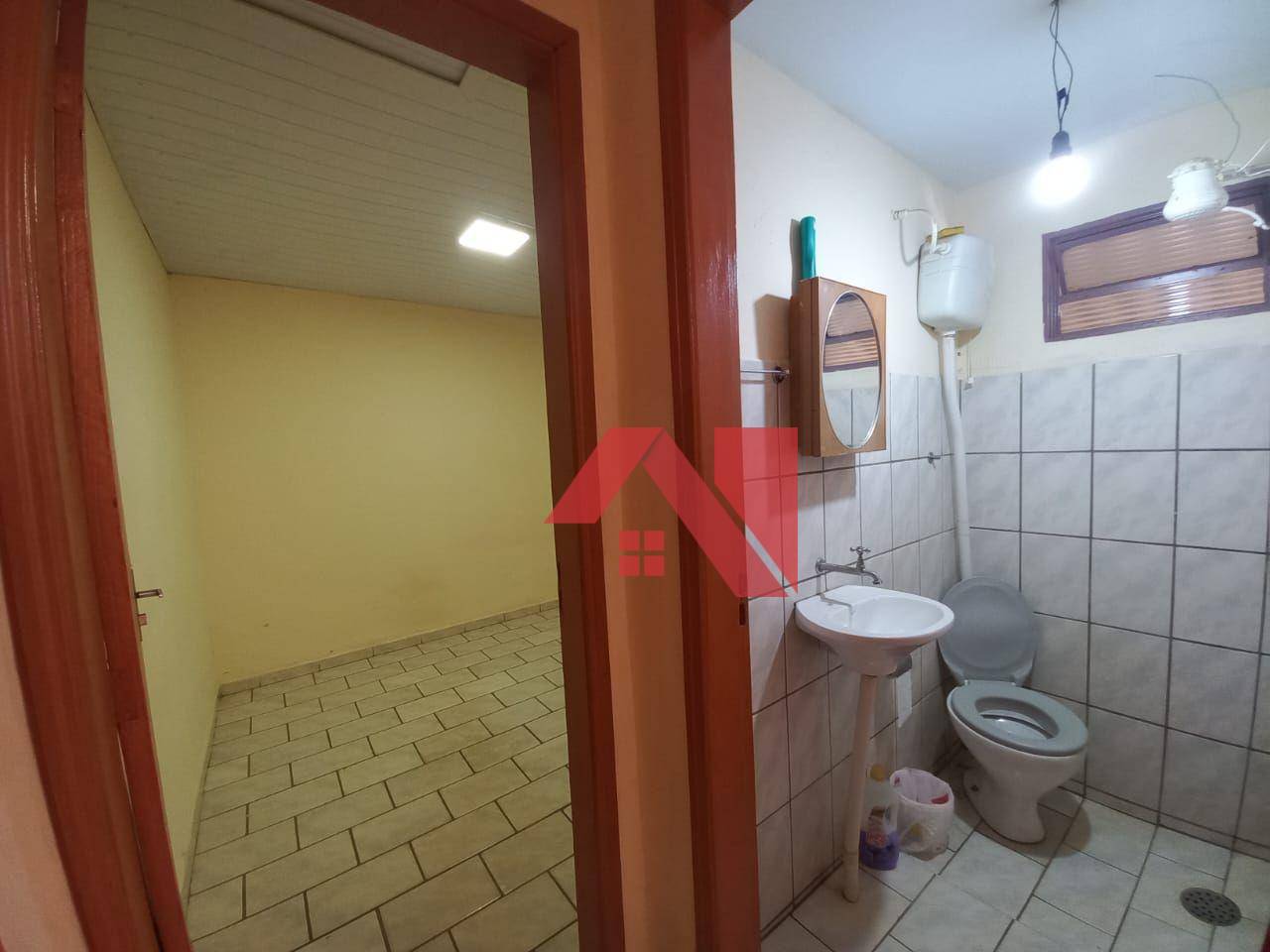 Casa para alugar com 1 quarto, 50m² - Foto 10