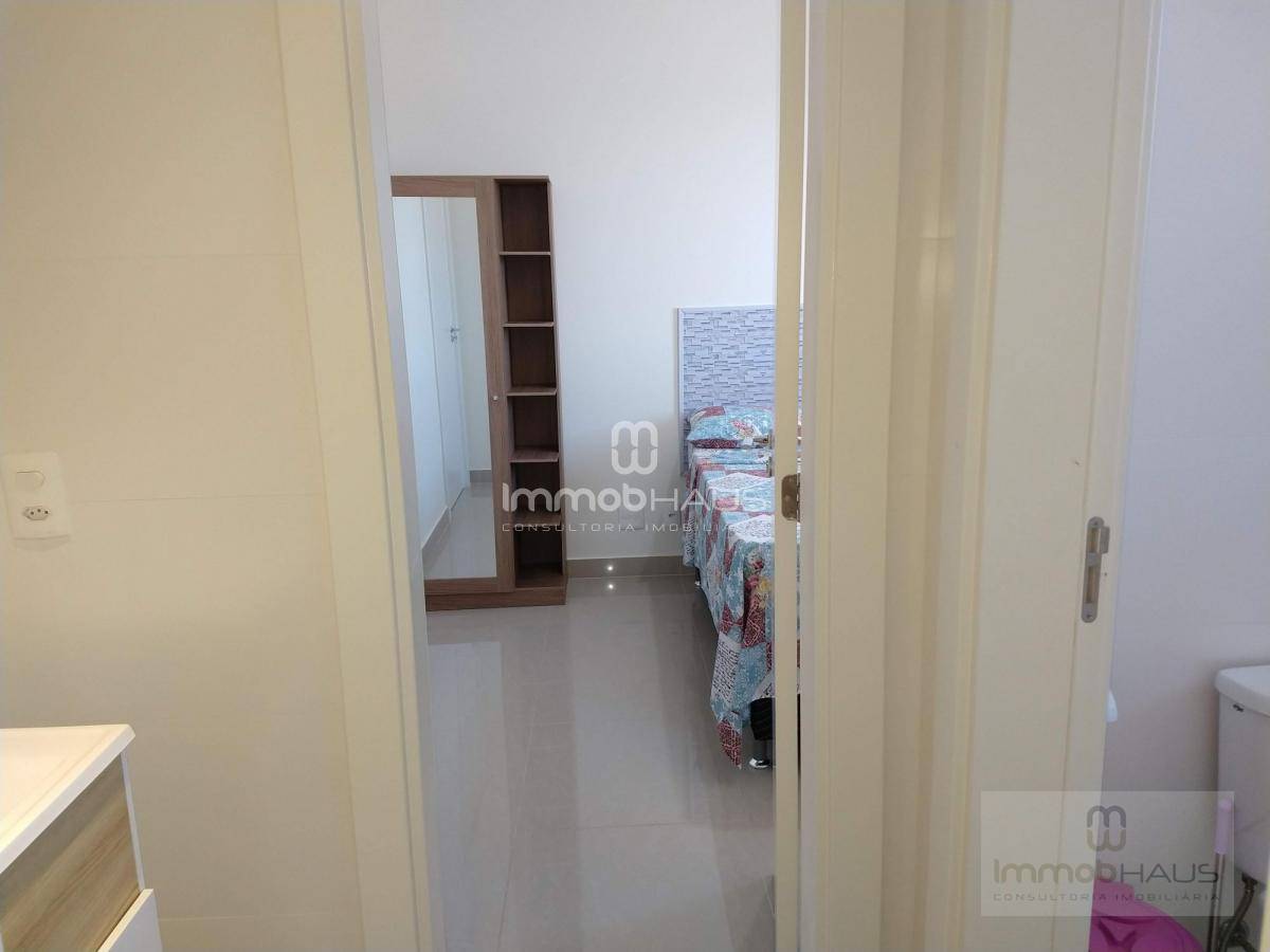 Apartamento à venda com 3 quartos, 106m² - Foto 10