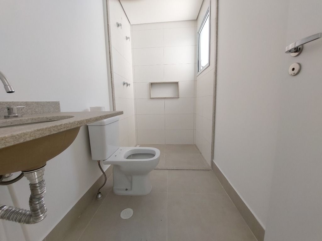 Apartamento à venda com 3 quartos, 154m² - Foto 19