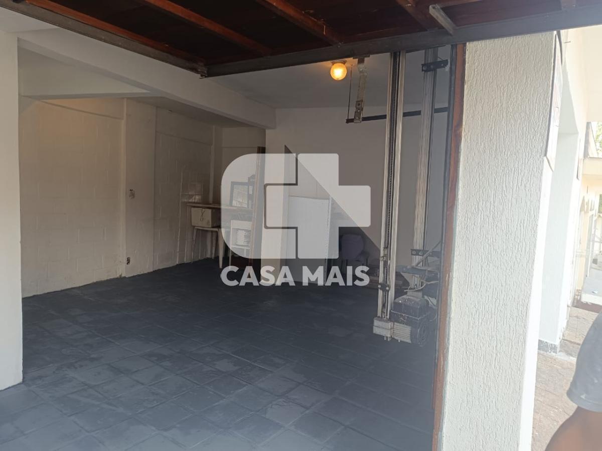 Casa à venda com 3 quartos, 271m² - Foto 11