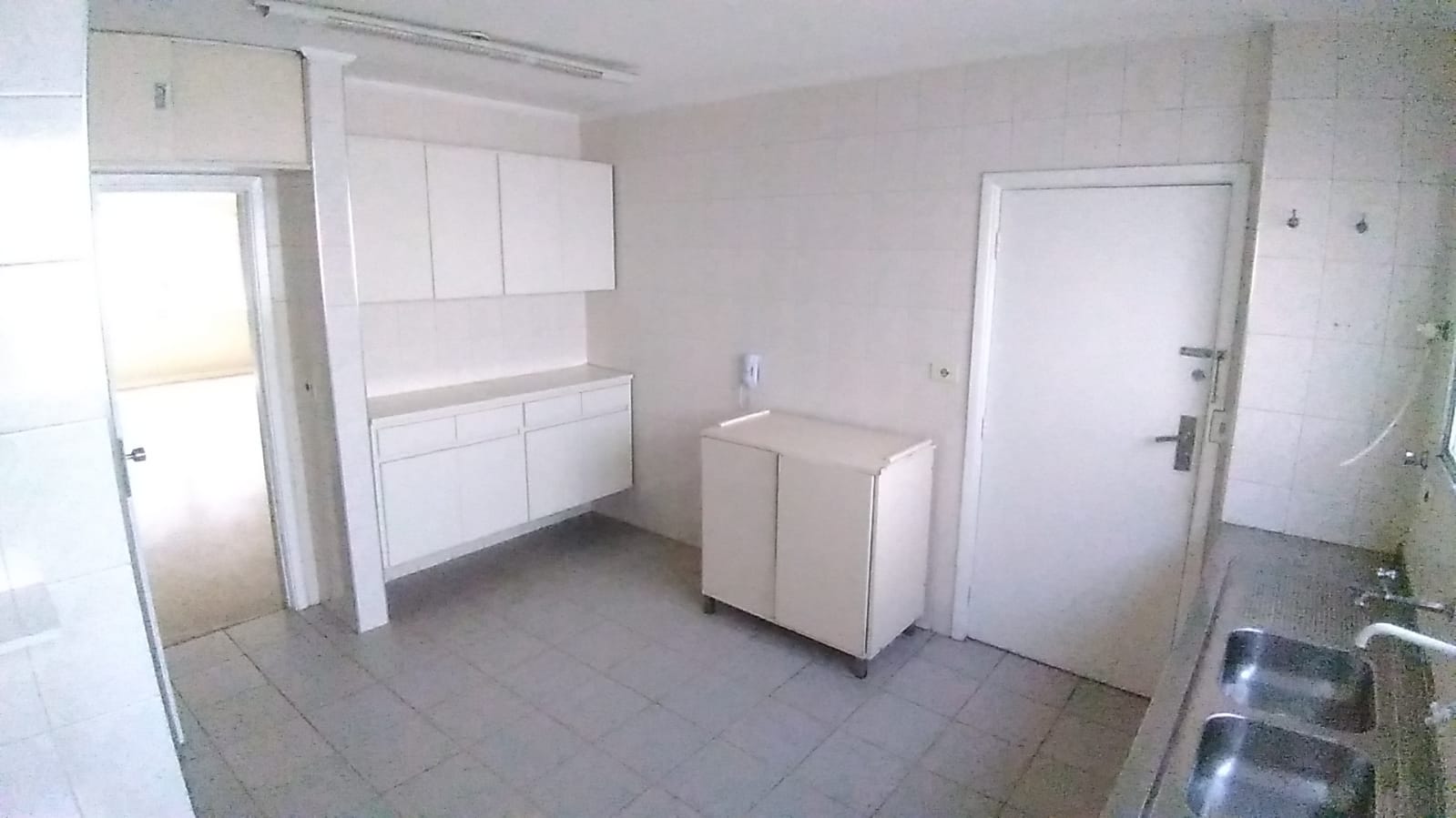 Apartamento à venda com 3 quartos, 113m² - Foto 9