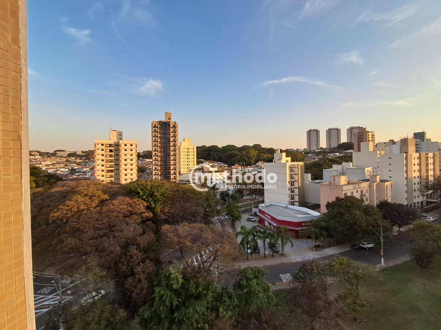 Apartamento para alugar com 2 quartos, 96m² - Foto 5