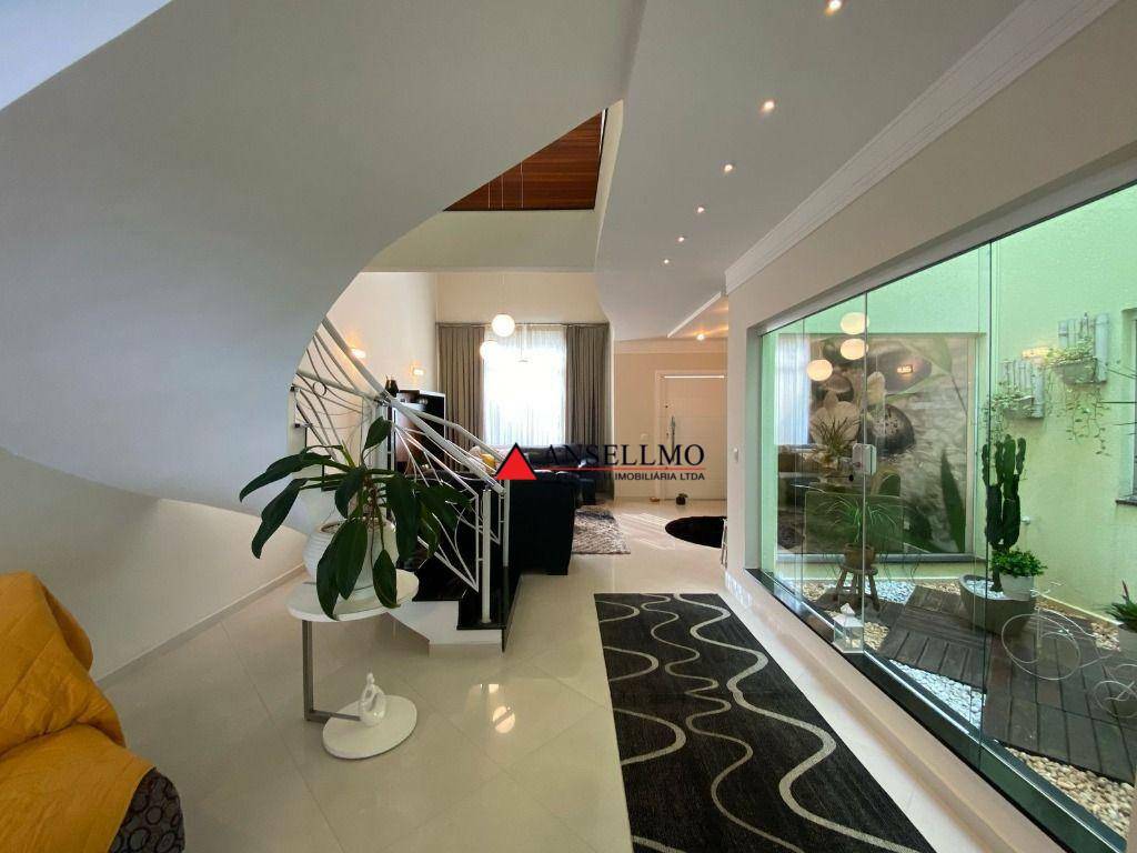 Sobrado à venda com 3 quartos, 297m² - Foto 11