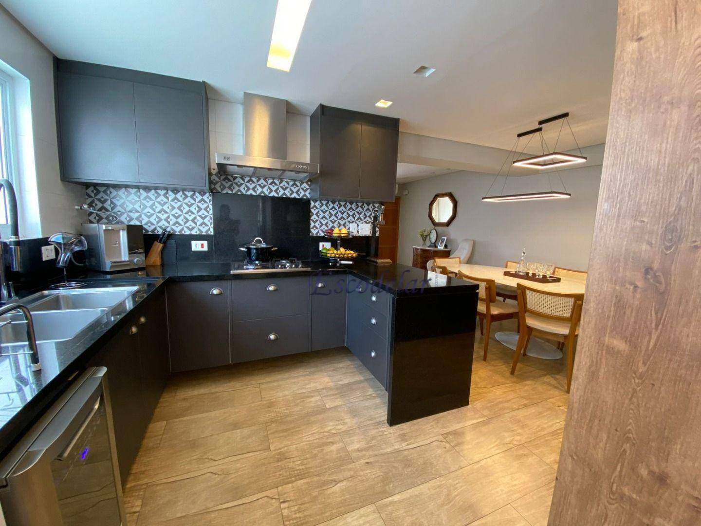 Apartamento à venda com 4 quartos, 168m² - Foto 3