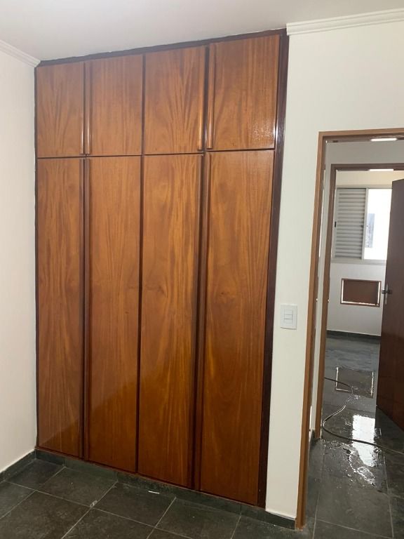 Apartamento à venda com 3 quartos, 80m² - Foto 12