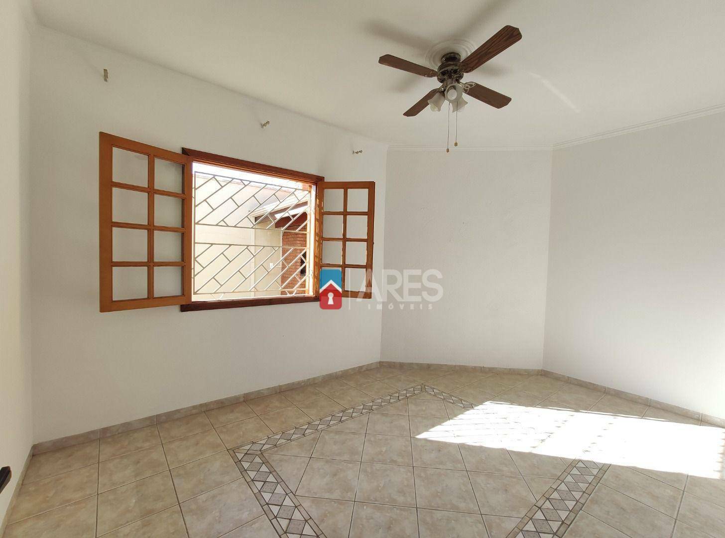 Casa à venda com 3 quartos, 184m² - Foto 17