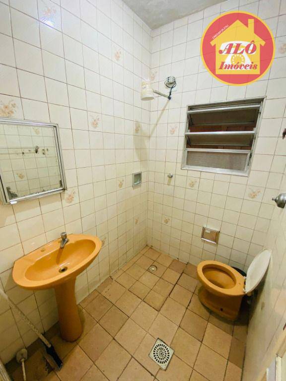 Casa à venda com 3 quartos, 80m² - Foto 11