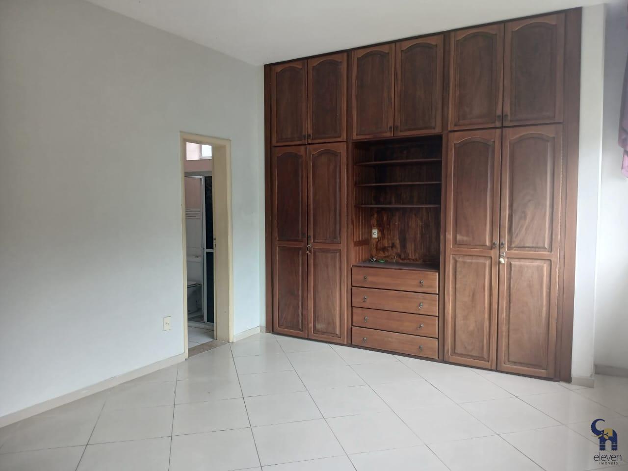 Apartamento à venda com 4 quartos, 200m² - Foto 6