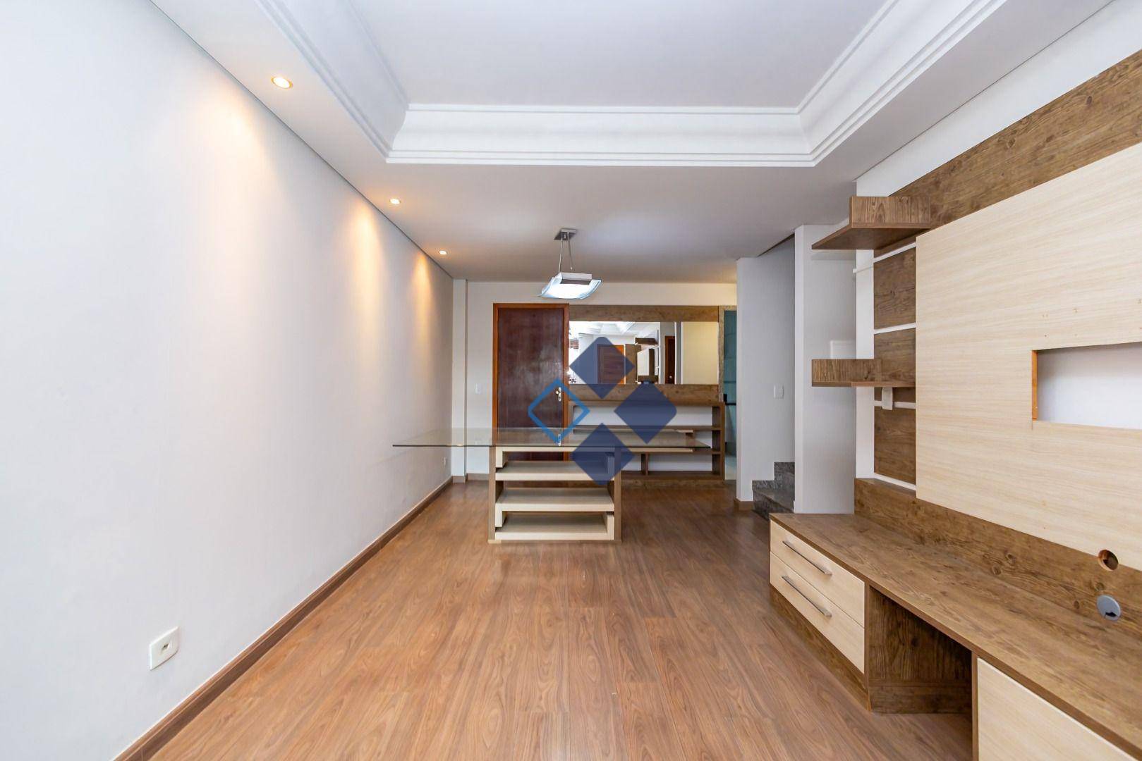 Sobrado à venda com 4 quartos, 190m² - Foto 3