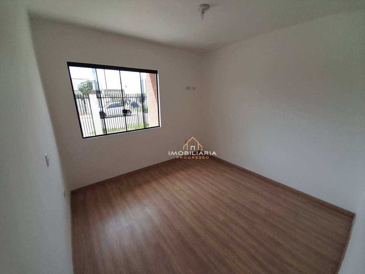 Casa à venda e aluguel com 3 quartos, 70m² - Foto 11