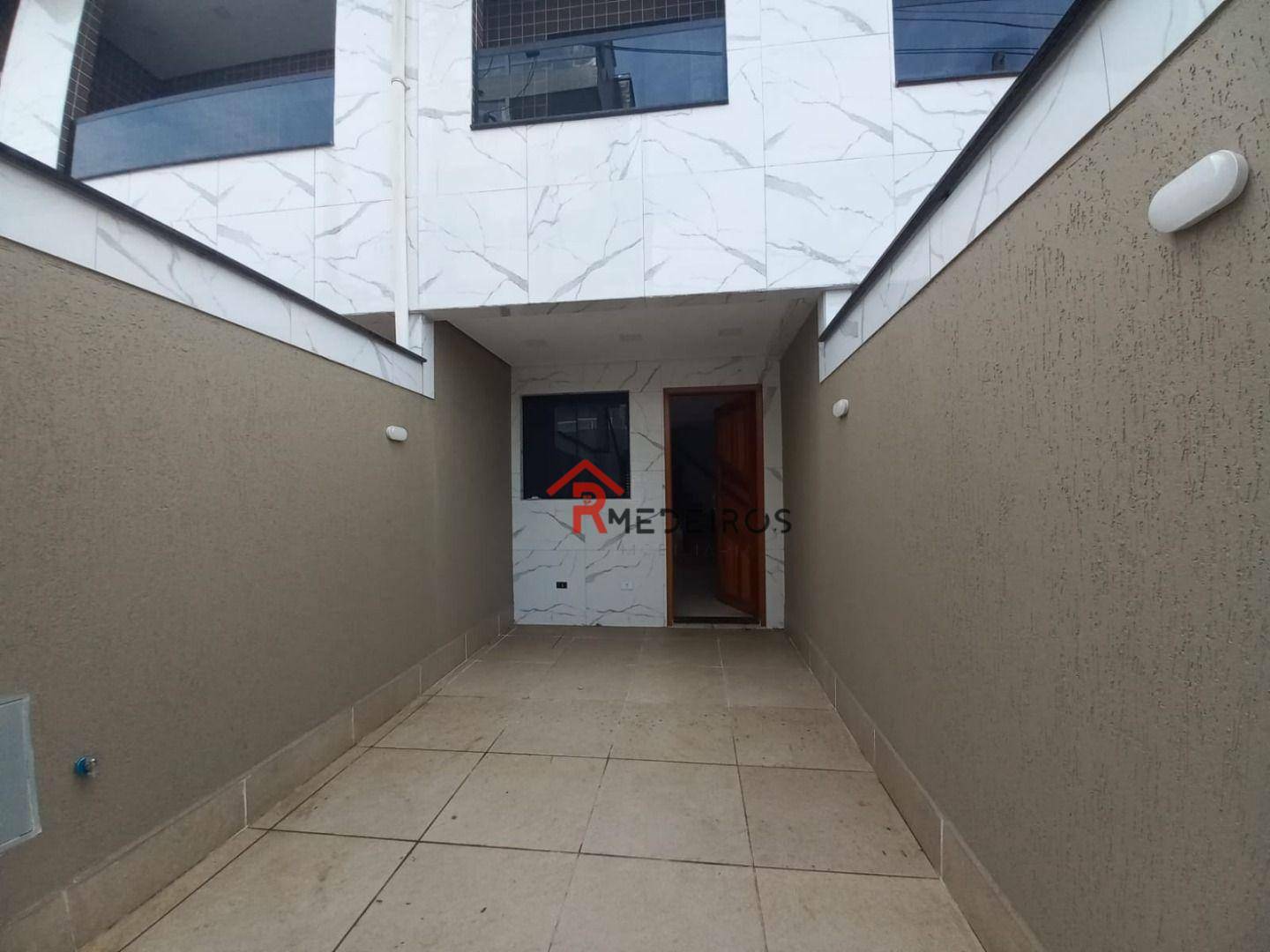 Casa de Condomínio à venda com 2 quartos, 56m² - Foto 1