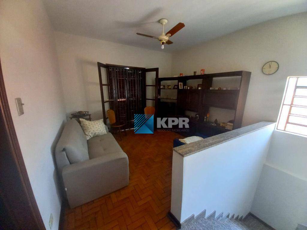 Casa à venda com 3 quartos, 246m² - Foto 23