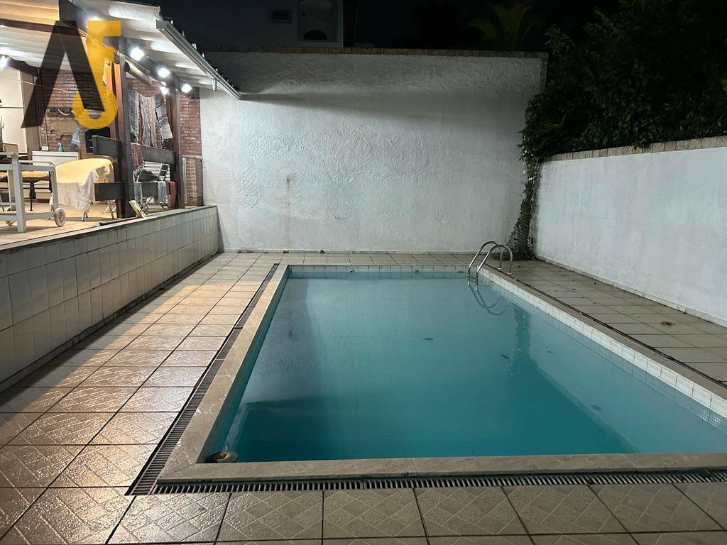 Casa de Condomínio à venda com 4 quartos, 399m² - Foto 18