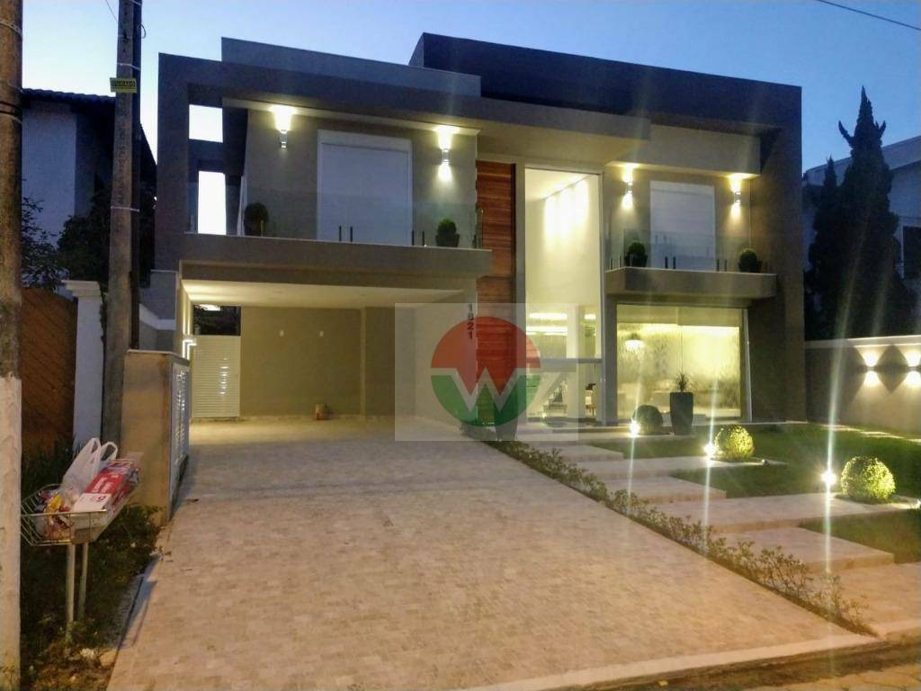 Casa de Condomínio à venda com 5 quartos, 420m² - Foto 1