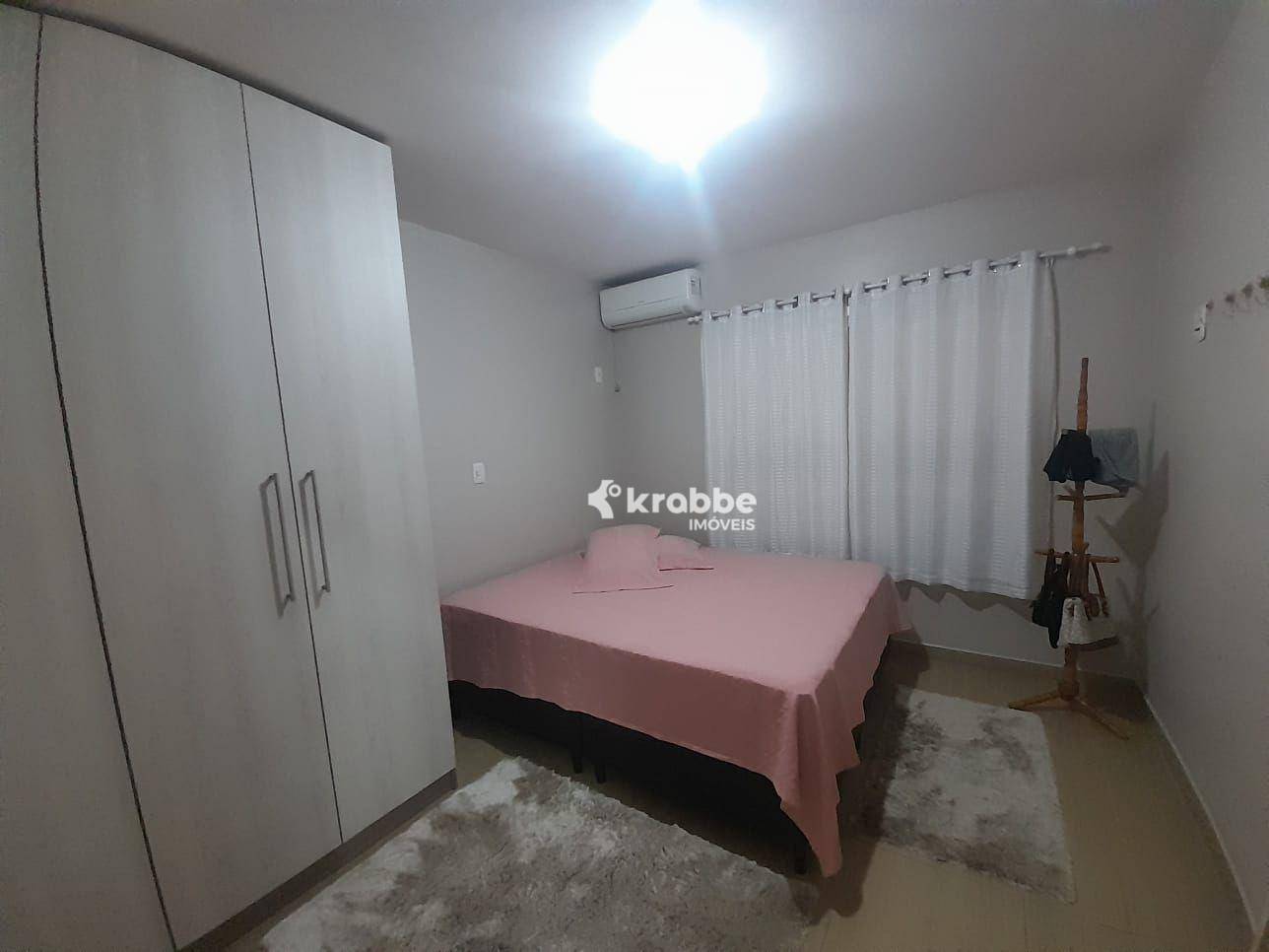 Casa à venda com 3 quartos, 161m² - Foto 8