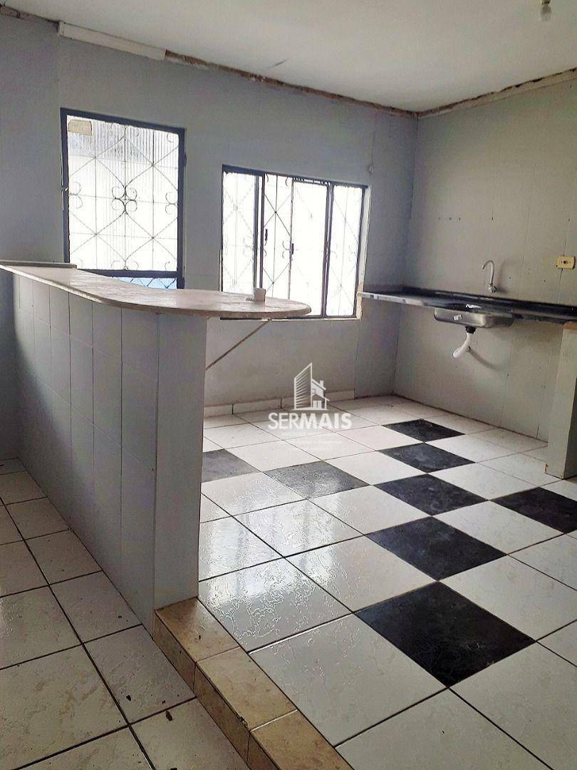 Casa de Condomínio à venda com 4 quartos, 240m² - Foto 7