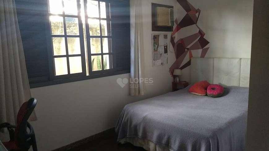 Casa de Condomínio à venda com 3 quartos, 198m² - Foto 10