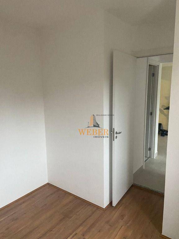 Apartamento à venda com 2 quartos, 32m² - Foto 8