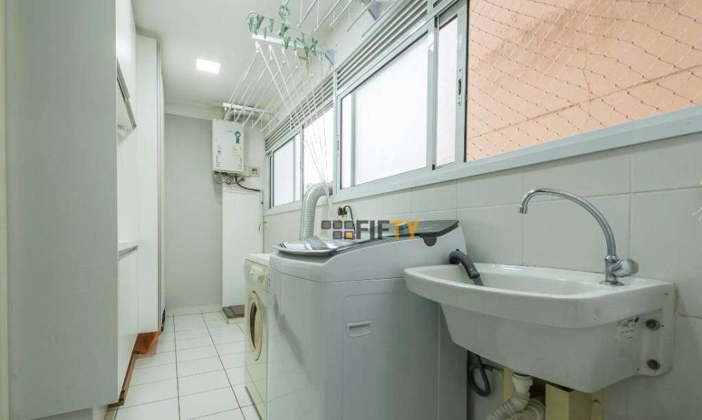 Apartamento à venda com 3 quartos, 154m² - Foto 10