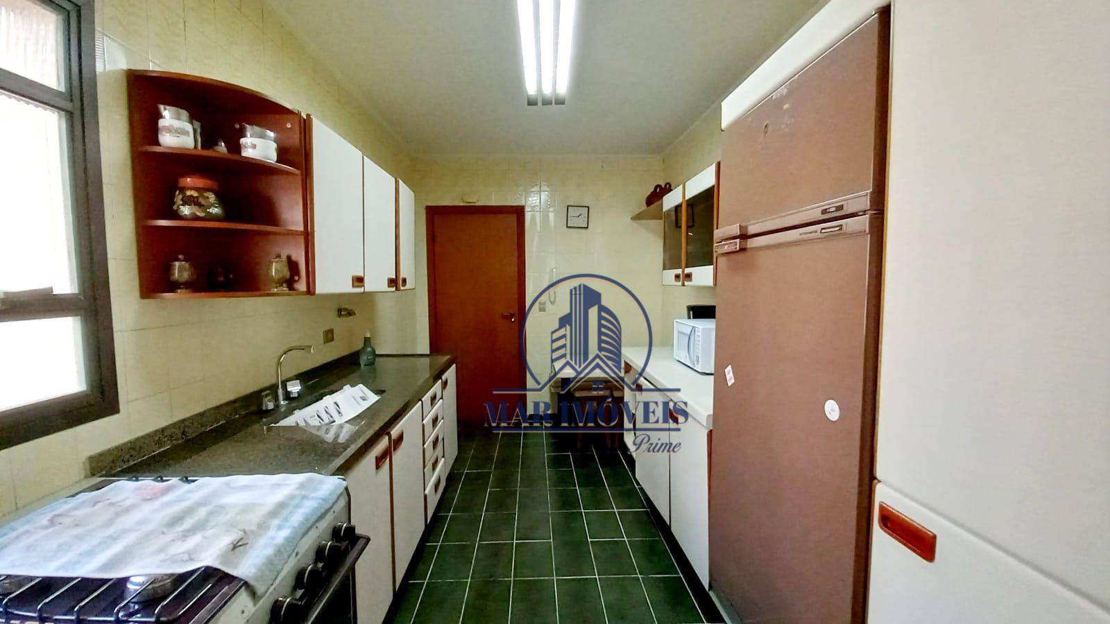 Apartamento à venda com 3 quartos, 130m² - Foto 9