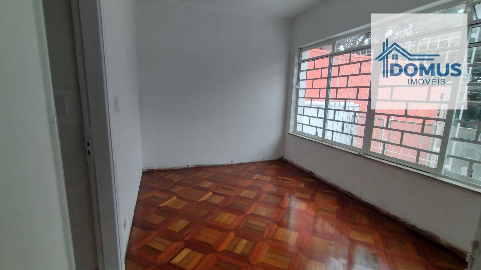 Casa à venda com 3 quartos, 200m² - Foto 15