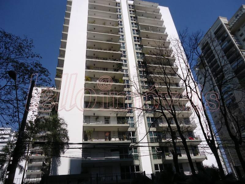 Apartamento para alugar com 4 quartos, 170m² - Foto 1