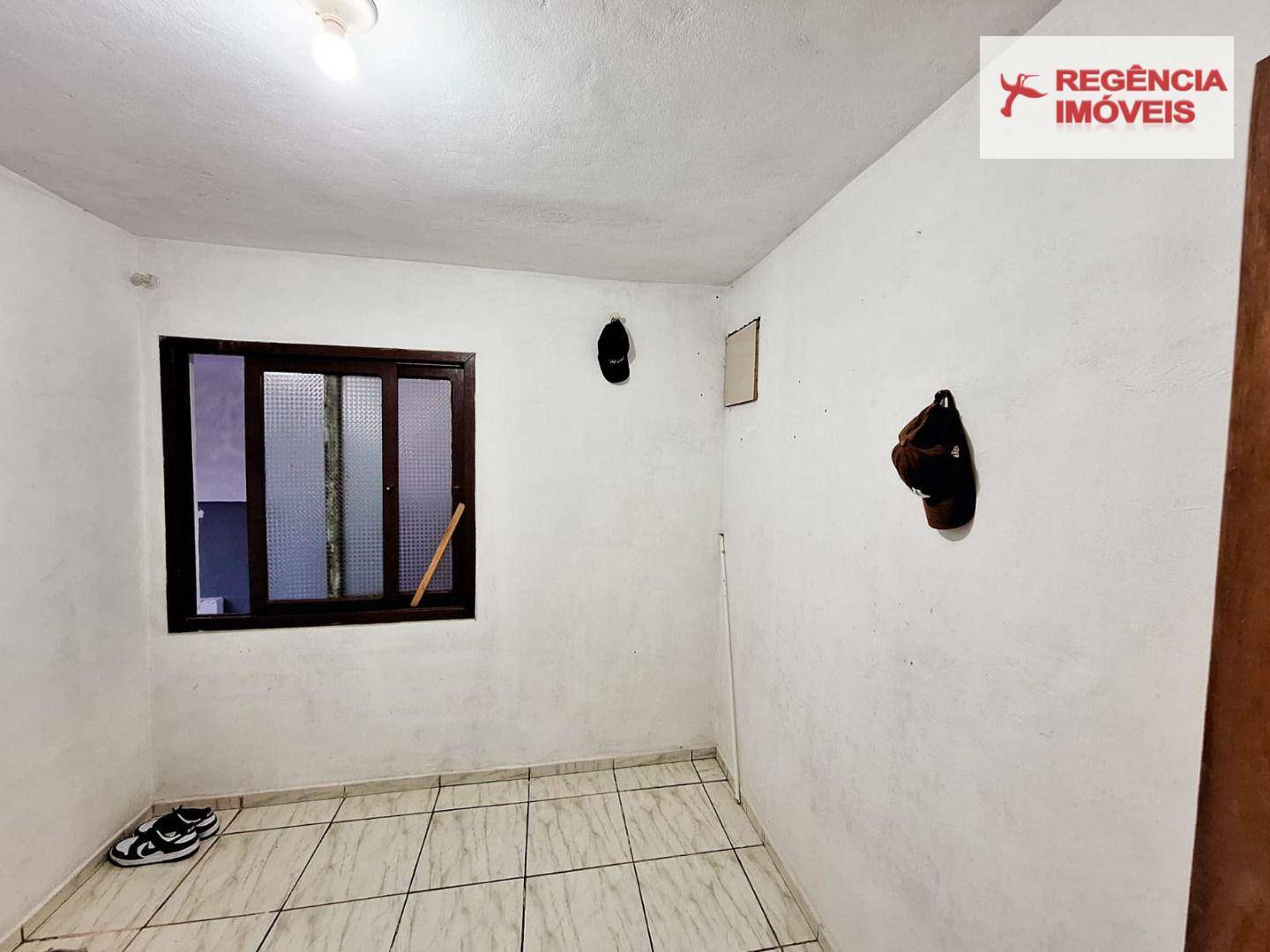 Casa à venda com 8 quartos, 366m² - Foto 10