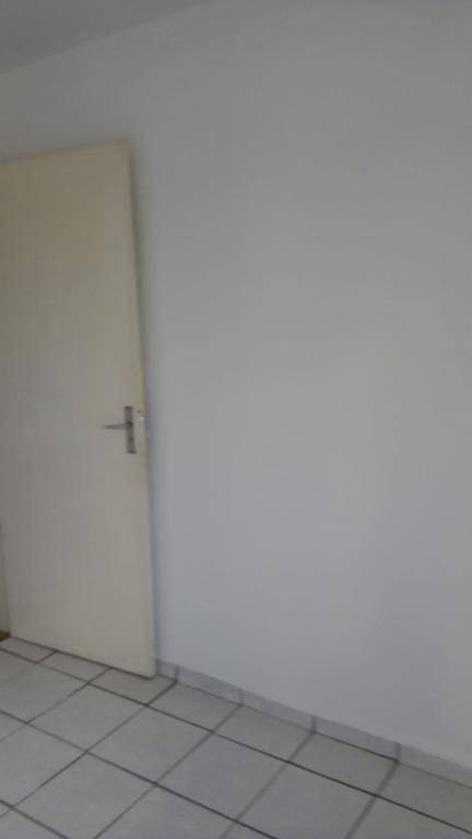 Apartamento para alugar com 2 quartos, 70m² - Foto 36