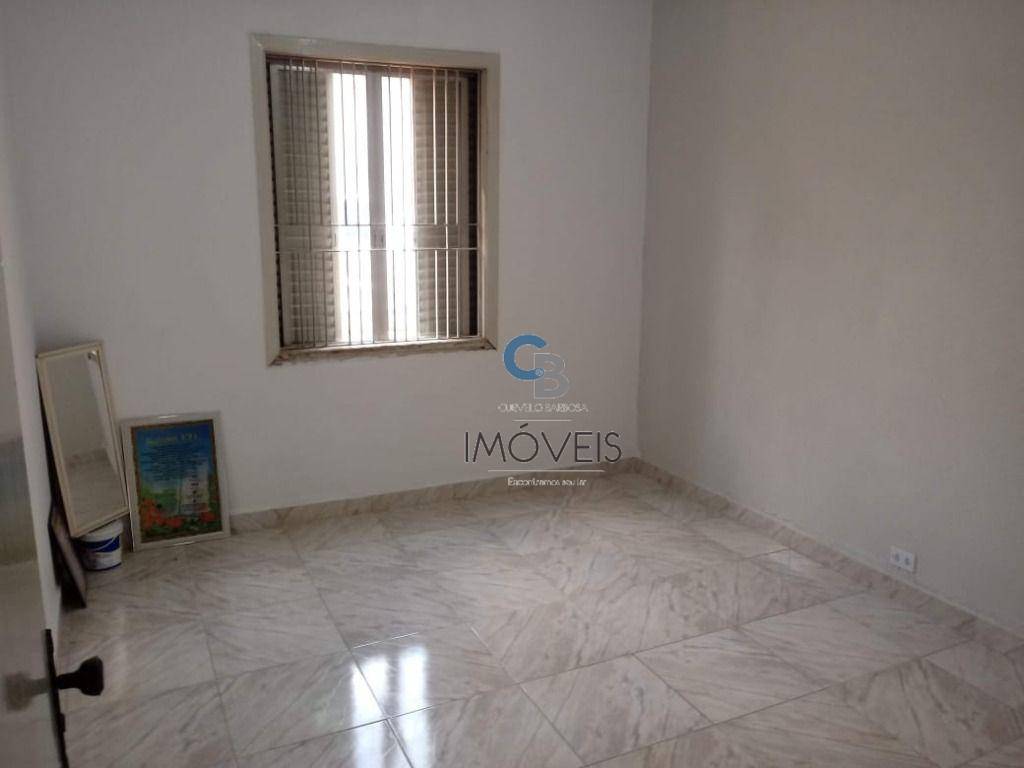 Casa à venda com 3 quartos, 180m² - Foto 17