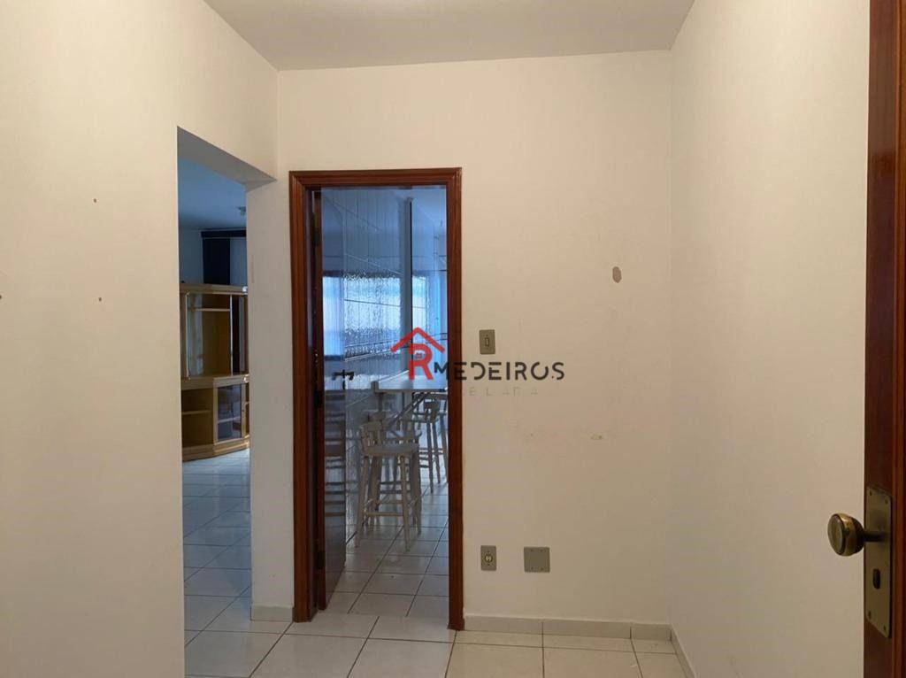 Apartamento à venda com 2 quartos, 80m² - Foto 5