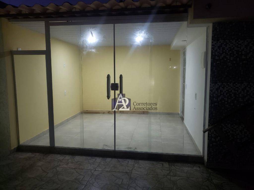 Casa à venda com 2 quartos, 60m² - Foto 10