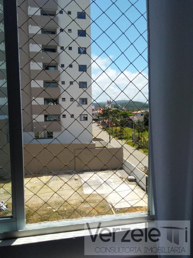 Apartamento à venda com 2 quartos, 59m² - Foto 2